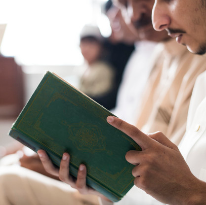 Screenshot_2020-11-24 Muslims reading from the quran